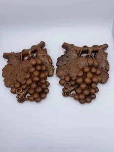 Beautiful Vintage Elegant Plaster Chalkware Grapes Grapevine Wall hanging 2 Pc - Picture 1 of 4
