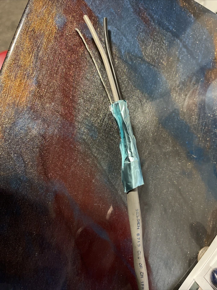 250' 250 ft Belden 8719 2C 16AWG par único cable blindado 1 par calibre 16 600 V Foto 1 de 1