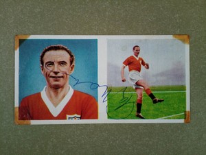 ❤ STOKE CiTY'1863 F.C. PLAYERS & MANAGERS-HAND SIGNED CARDS & PHOTOS & CUTTiNGS