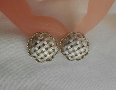 ORECCHINI firmati TRIFARI tondi metallo argentato  - Immagine 1 di 4