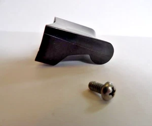 AMWAY QUEEN COOKWARE REPLACEMENT SIDE HELPER SHORT HANDLE BLACK W/SCREW - Picture 1 of 4