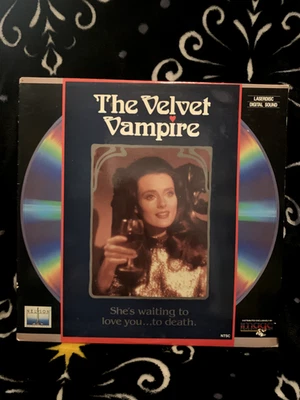 The Velvet Vampire Image Laserdisc Celeste Yarnall Gothic Horror Psychotronic - Image 1 of 3