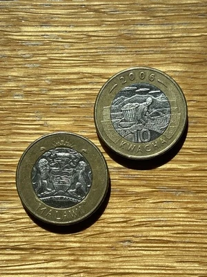 2 monedas Kwacha 2006 Malawi África escudo de armas agricultor ilustrado Foto 1 de 4