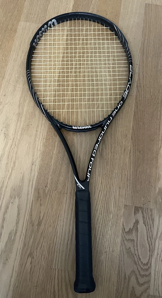 Wilson Blade one hundred four 104 BLX  Tennischläger, L2, 18x19, 104 sq.in. - Bild 1 von 4