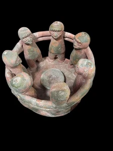 Mayan Spiritual Circle of 7 Friends Sculpture Heavy Mexico Nice Condition - Picture 1 of 3