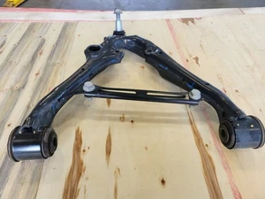 2023 SIERRA RH PASSENGER LOWER CONTROL ARM 59K MILES 19-23 85662941 - Picture 1 of 10