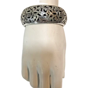 Brighton Wide Solid Bangle Bracelet Silver Tone Size 625 mm - Picture 1 of 5