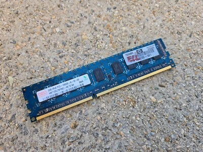 HP ECC Server Hynix 2 GB UBDIMM PC3-10600 DDR3 SDRAM Memory (HMT125U6TFR8C-H9) - Image 1 of 3