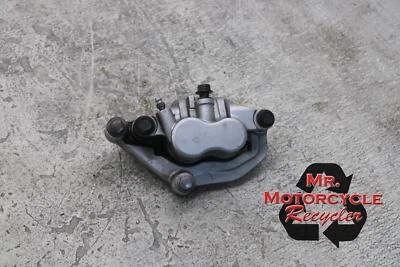 99-07 YAMAHA V STAR 1100 XVS1100 CLASSIC OEM RIGHT FRONT BRAKE CALIPER 5KS A24 - Image 1 of 4