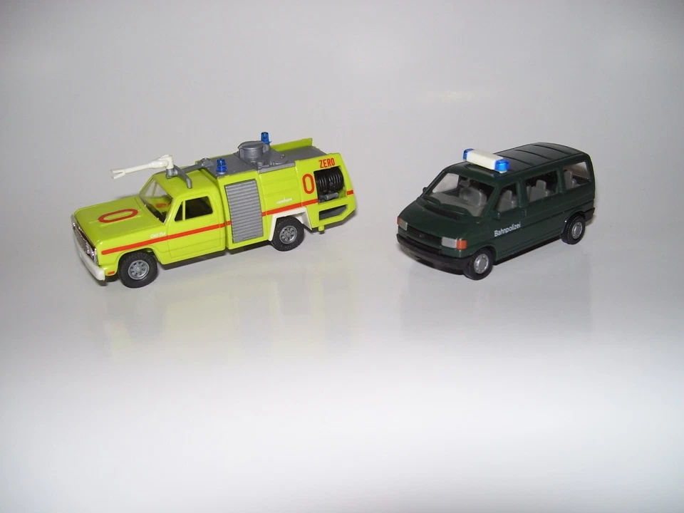 automezzi soccorso Roco scala 1/87 . - Immagine 1 di 1