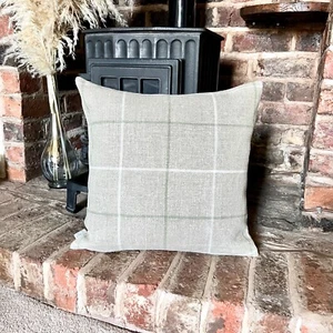 1304. Handmade RUSTIC WHITE/GREEN Check 100% Linen Cushion Cover, Various sizes - Picture 1 of 6