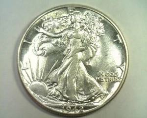 1942 WALKING LIBERTY HALF CHOICE ABOUT UNCIRCULATED+ CH AU+ STARTS WHOLESALE BID - Imagen 1 de 2