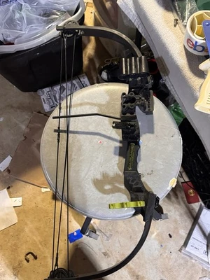 Arco composto Barnett Archery Tomcat Youth - Imagem 1 de 4