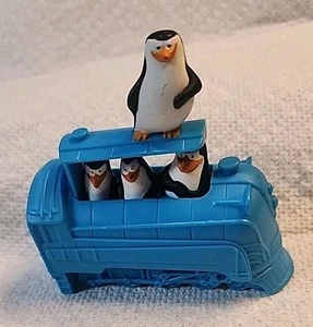 2012 McDonald's Happy Meal - DreamWorks - "Penguins Of Madagascar 3" Train Toy - Picture 1 of 6