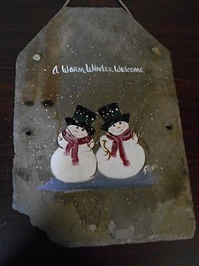 SCHIEFERPLAKETTE MIT SCHNEEMÄNNERN - EIN HERZLICHES WINTERWILLKOMMEN - Bild 1 von 8