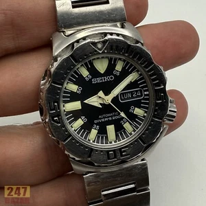 Seiko Black Monster 7s26-0350 Day/Date Men's Automatic Diver's Watch - Picture 1 of 15