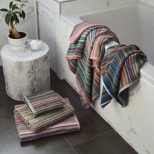 Bath Beach Cotton Towels Large Colourful Remnant Stripe, Absorbent & Lightweight - Picture 1 of 5