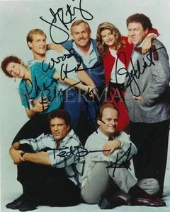 REPRINT - CHEERS Cast Woody Harrelson Signed 8 x 10 Glossy Photo Poster RP - Picture 1 of 1