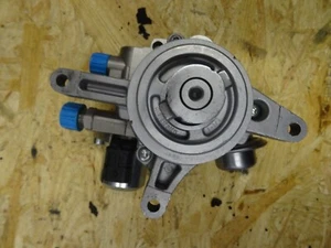 PORSCHE BOXSTER 981 Hochdruck-Kraftstoffpumpe 9a111031507 - Bild 1 von 3