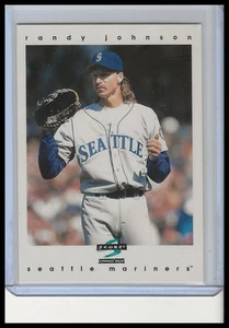1997 Score Seattle Mariners #9 Randy Johnson - Picture 1 of 2
