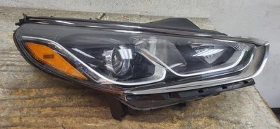 2018-2019 HYUNDAI SONATA HEADLIGHT PASSENGER SIDEHALOGEN USED OEM*D8978 - Image 1 of 4
