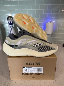 Yeezy Boost 700 v3 Fade Salt Men Size 10 NEW Original Box - Picture 1 of 5