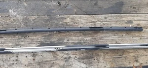 (2) 99-04 Jeep Grand Cherokee WJ Main Rails Roof Rack Mounting Bars - Picture 1 of 10