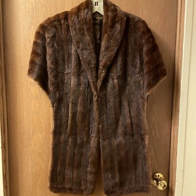 Fur Cape/wrap Shrug Vintage Saito Fur Co Tokyo Some Lining Damage Shown In Pics - Image 1 of 4