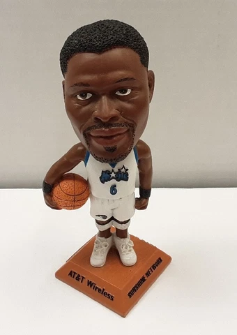BD&A Collectors Edition Patrick Ewing Orlando Magic Bobblehead 2001-2002 Cover