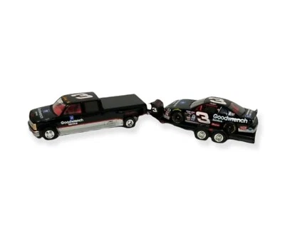 1:24 Brookfield Trackside Set #3 Earnhardt Goodwrench Set 1:18 - Image 1 of 4
