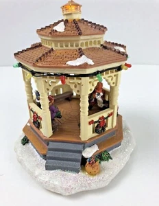 Christmas Gazebo with Battery Operated Lights Figure W/People Inside - Picture 1 of 9