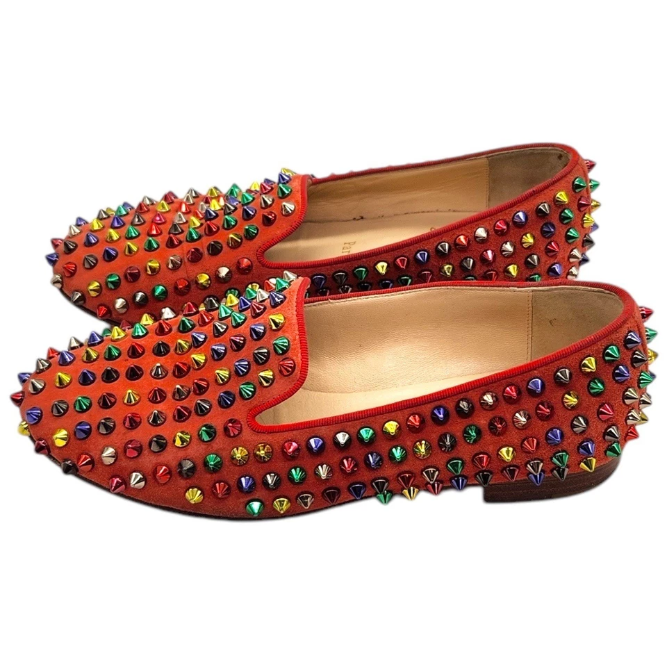 Christian Louboutin Picos Rodantes Multi Tachuelas Ópera Mocasín Plano 35 Rojo Amapola Foto 1 de 4