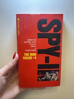 MOD SQUAD #4 Spy-In by Richard Deming 1969 FIRST Printing Pyramid Books — 第 1/4 张图片