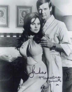ROGER MOORE & MADELINE SMITH IN PERSON SIGNED PHOTO FROM LIVE AND LET DIE - Picture 1 of 1
