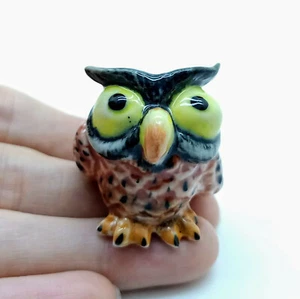 Zauberhafte handbemalte Eule Keramik Vogel Figur - bezaubernde Wohndeko Freude - Bild 1 von 10