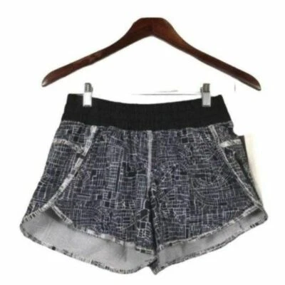 Pantalones Cortos Lululemon Tracker Seawheeze Blanco y Negro Mapa Cuadrícula 6 Nuevos Foto 1 de 4