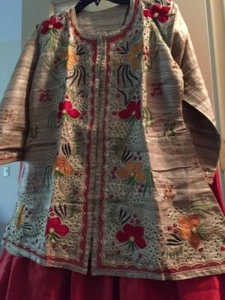 Bollywood  Designer  style Party Wear  silk Lehenga Choli, never worn - Picture 1 of 3