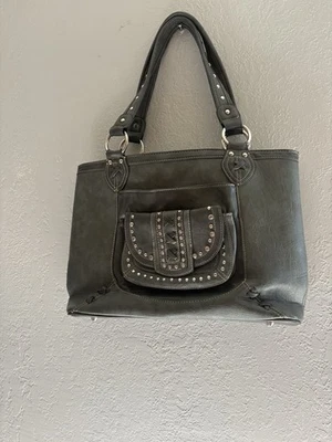 Monedero Montana West usado en excelente estado Foto 1 de 3