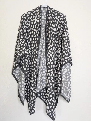 Cárdigan poncho Ann Taylor para mujer gris blanco corazones encogido de hombros talla única mezcla de lana Foto 1 de 4