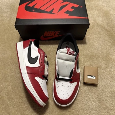 Nike Air Jordan 1 Low OG Chicago 2025 Rojo Blanco Negro HQ6998-600 Para hombres Talla 10.5” Foto 1 de 4