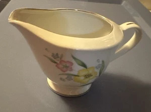 Fine China of Japan Fancy Free Creamer - Picture 1 of 2