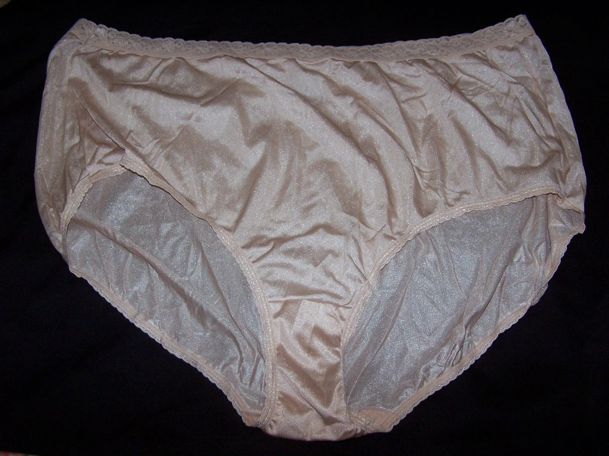 Фото жылтыр трусики