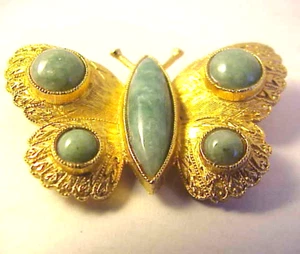 Schmetterling goldfarbene Brosche Anstecknadel hellgrün rund oval Cabochons strukturiert Metall - Bild 1 von 5