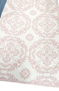 Queen Comforter Set Target Threshold Collaboration Discontinued17 Medallion Pink - Picture 1 of 16