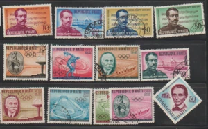 w***320 ** SCARCE ** ** STAMP COLLECTION - Picture 1 of 1