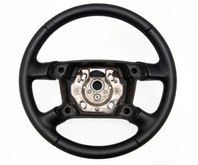 Lenkrad beziehen mit Leder für Volkswagen Transporter T5 Bj. 2003-2006 NEU LEDER - Bild 1 von 4