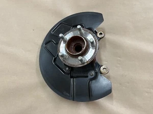 2021-2023 Ford Mustang 5.0 GT LH Driver Side Front Spindle Knuckle Hub 4 Bolt - Picture 1 of 9