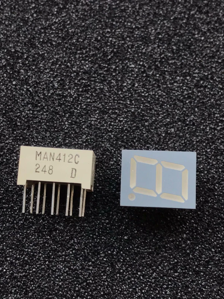 MAN412C - Single Digit Stick Display 0.39 Inch(9.9mm) Bright Red - Fairchild FSC - Image 1 of 2