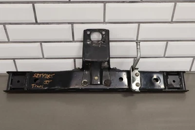 Soporte travesaño transmisión Toyota 4Runner A340E 2001-2002 Foto 1 de 4