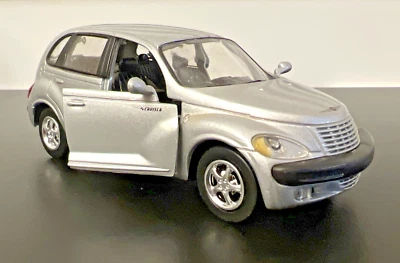 New-Ray Toys Hong Kong 1:32 Diecast 2001 Chrysler PT Cruiser ~ Metallic Silver - Image 1 of 4